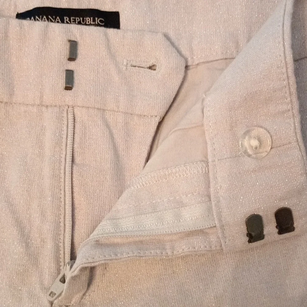 Banana Republic silver metallic linen cotton shorts ladies size 2 - Picture 6 of 11